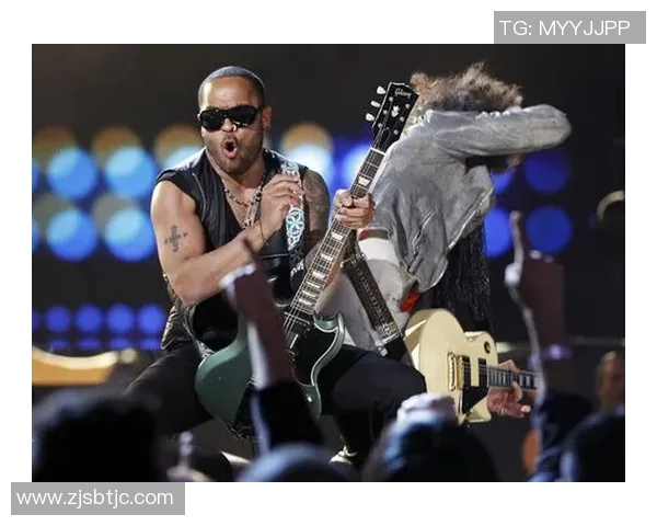 足球明星的荣耀之歌：激情与梦想交织的旋律